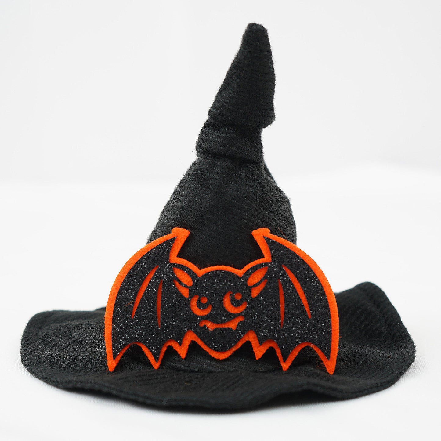 Transfórmate en un sombrero mágico y creativo para Halloween.