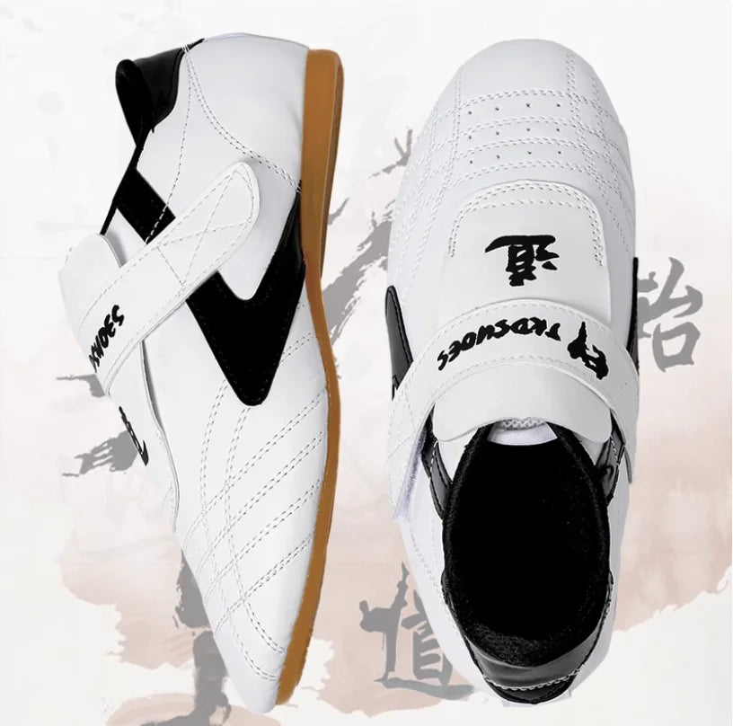 Zapatos de Taekwondo, transpirables, de Kung Fu, Taichi, Karate, artes marciales, lucha libre, zapatillas deportivas de suela blanda para adultos y niños.