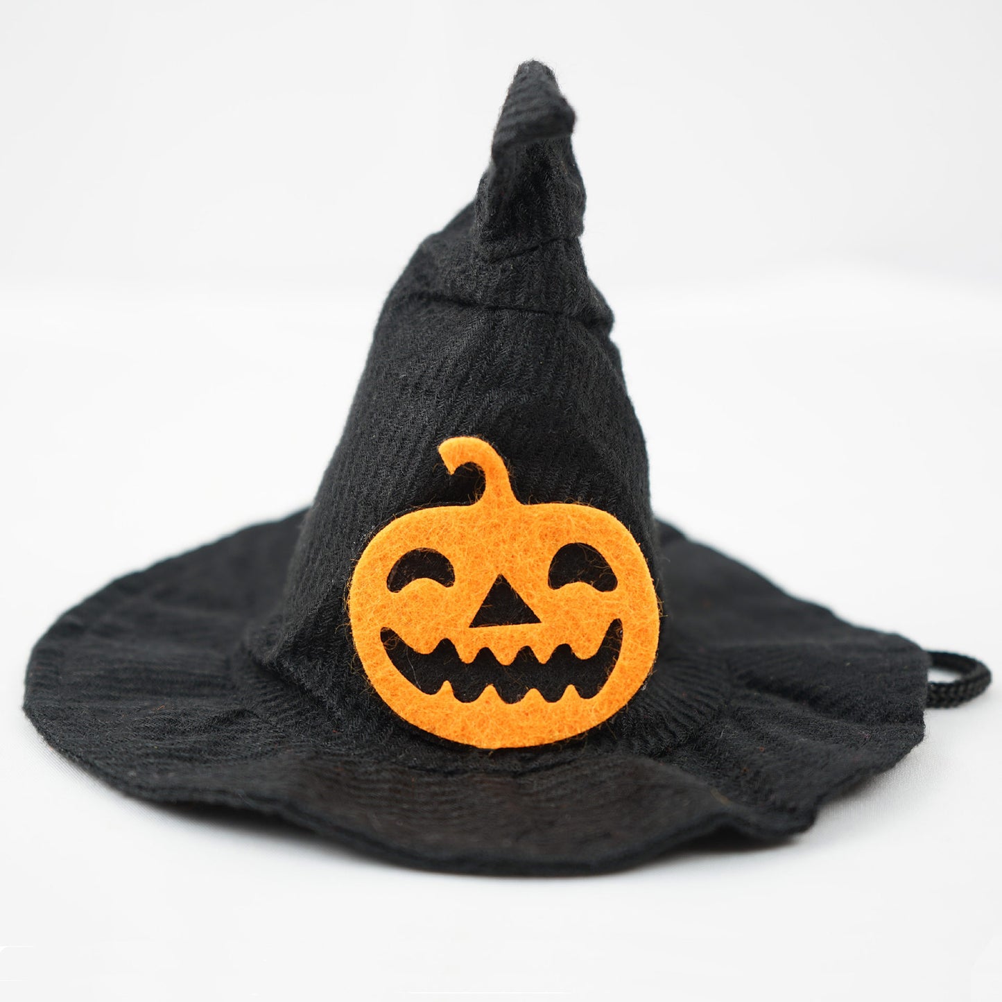 Transfórmate en un sombrero mágico y creativo para Halloween.