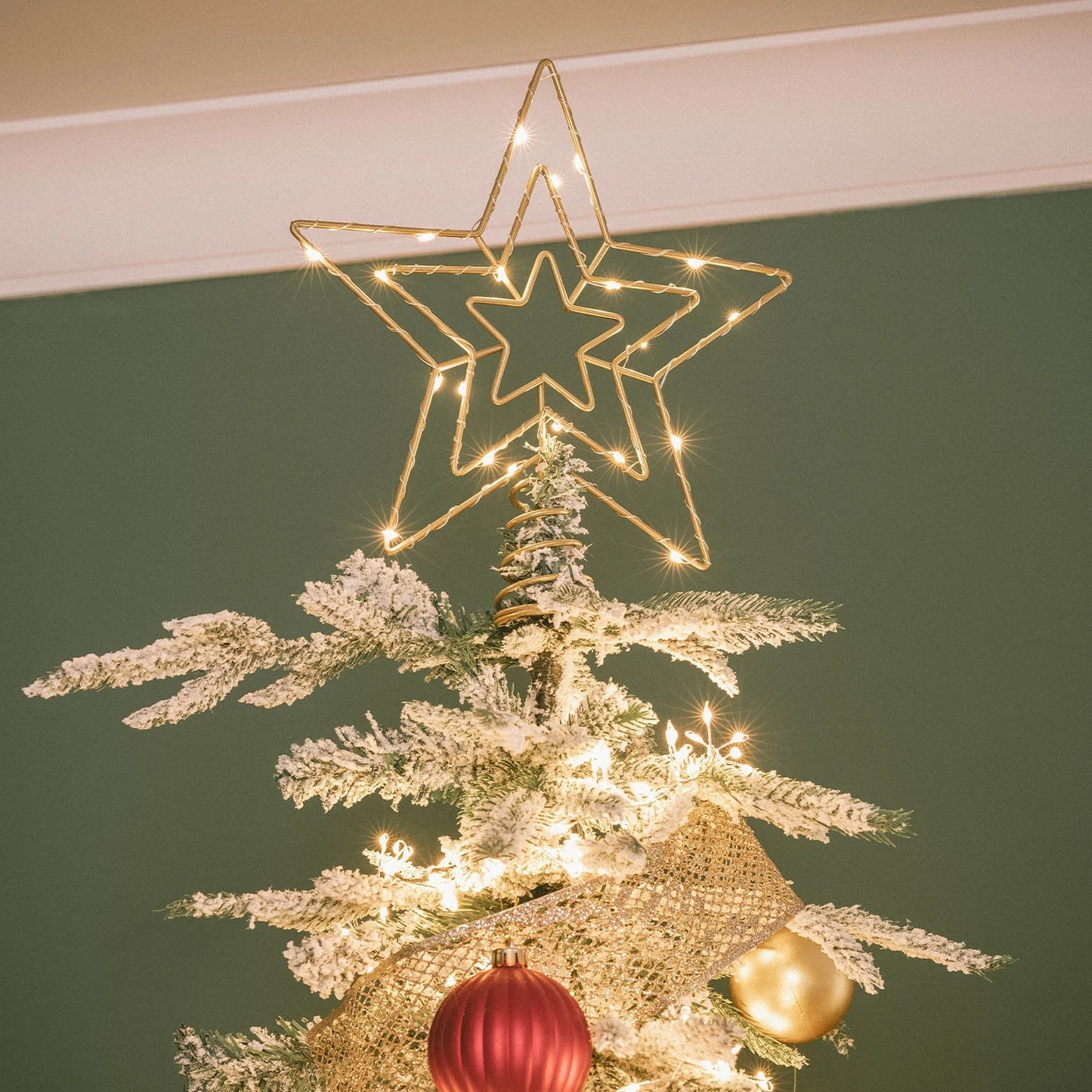 Estrella led Ledkia para árbol de navidad de metal con batería jaione dorado